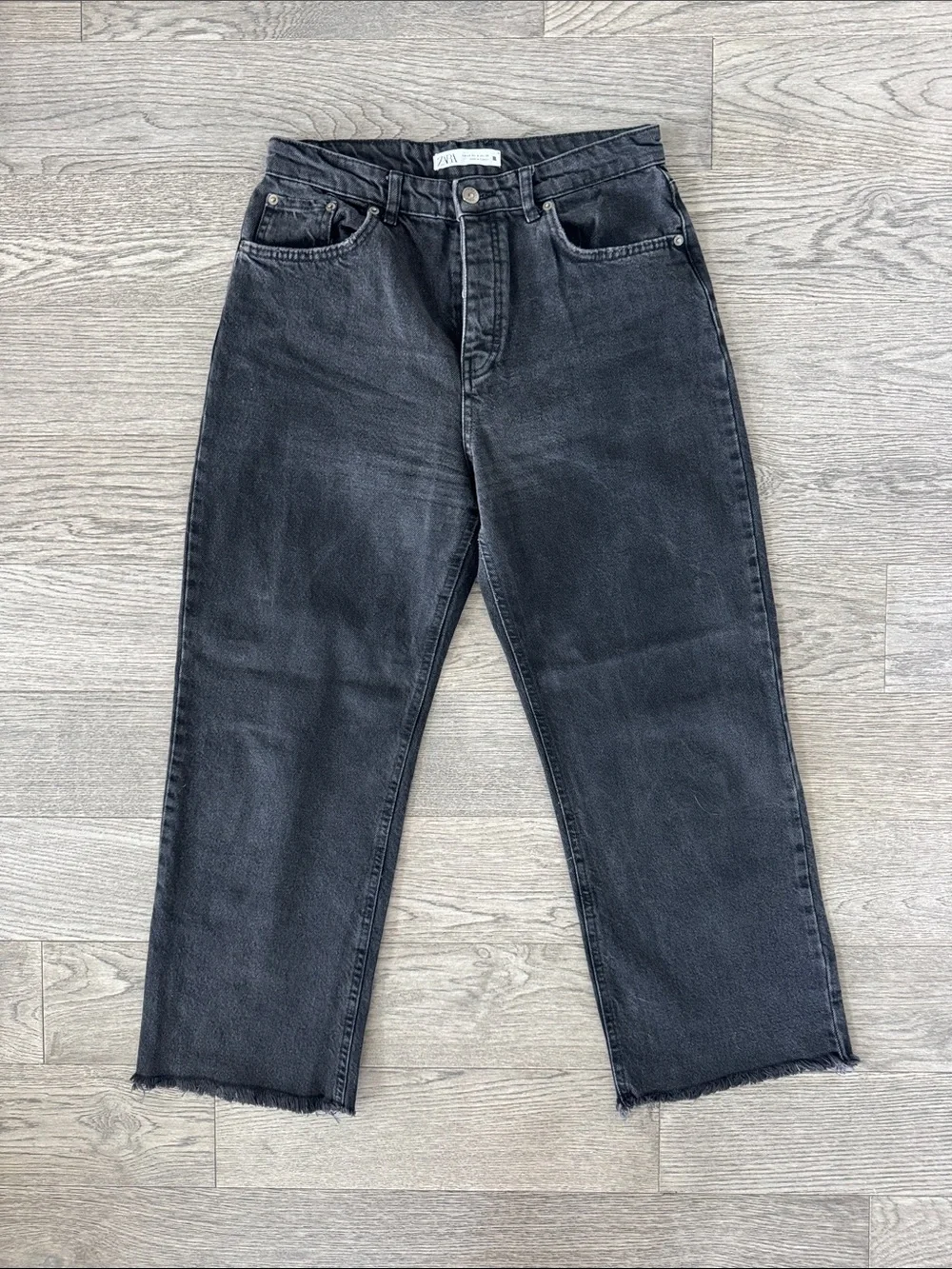 🌼Zara🌼 Washed Black Straight Ankle Jeans, Size 8